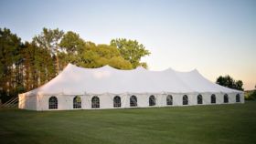 Image of a 400 Person Wedding Package