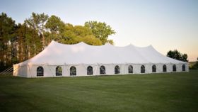 Image of a 300 Person Wedding Package