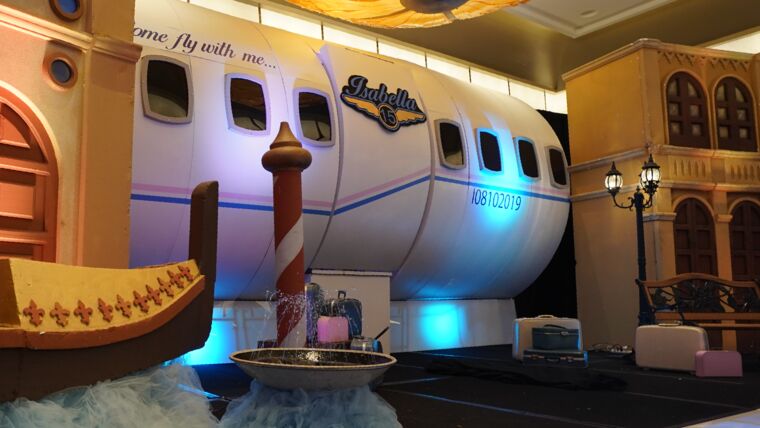 Airplane Stage Set : goodshuffle.com