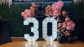 Image of a Balloons - 8 to 10ft Organic Balloon Garland