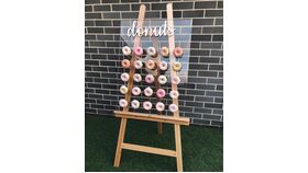 Image of a 2' x 4' Clear Acrylic Donut Wall