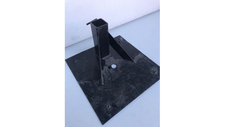 Light Pole Stand; Solid Surface : goodshuffle.com