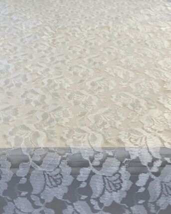 Stephanie Ivory null table runner rental