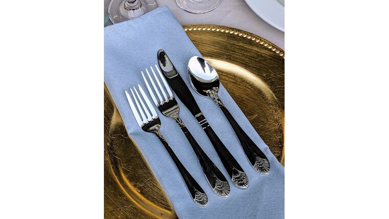 Bread Knife - Silver rental from NCW Event Rentals, available in Wenatchee, Cle Elum, Chelan and Leavenworth Washington