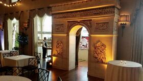 Image of a Arc de Triomphe Entry Prop