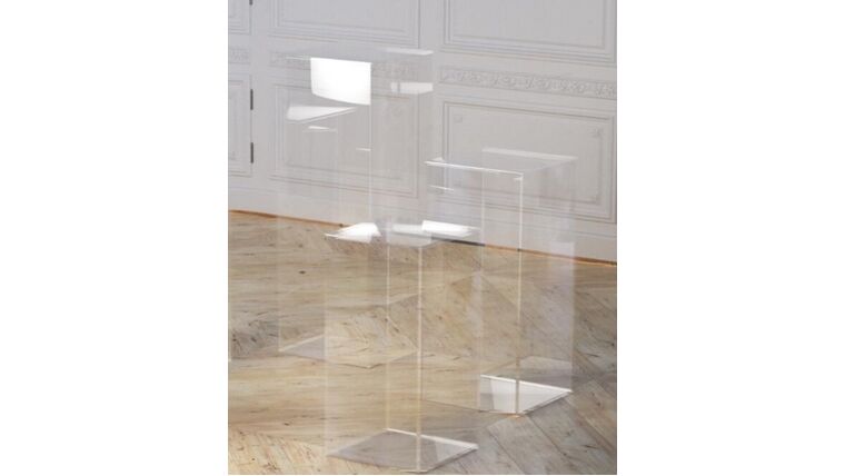 Clear Pedastal : goodshuffle.com