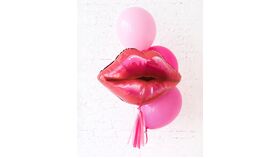 Big Kiss Balloon Bouquet | Purchase