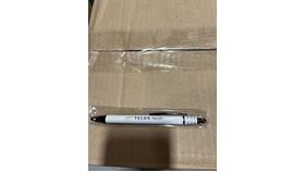 Image of a 2025 CHR/DCS - Promo - Crayon-stylo blanc spin top / White Spin Top pen - Eng