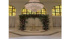 Image of a 10ft Floral Arch (Silk and Fresh Mix)