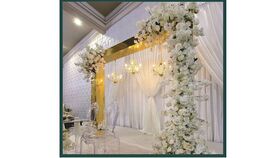 Image of a 8x8 Arch with Faux Florals- Gold
