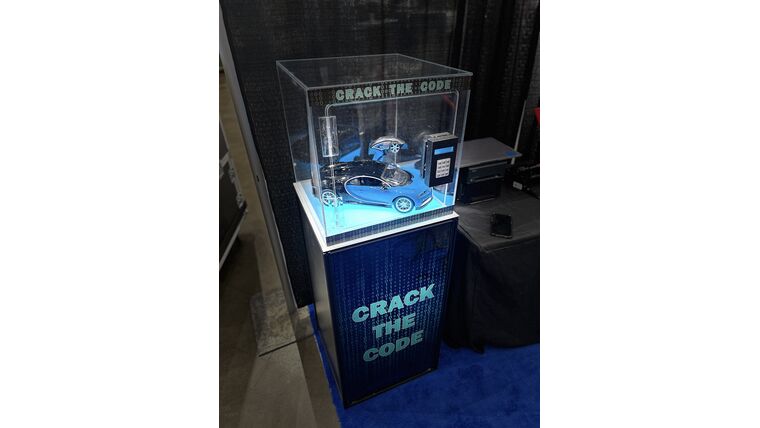 Crack the Code Prize Safe  (STANDARD) : goodshuffle.com