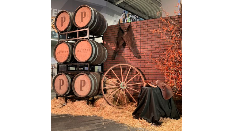 Barrel Staking Display Shelf : goodshuffle.com