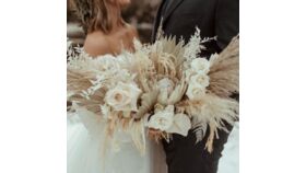 Image of a Boho Bridal Bouquet w/dried